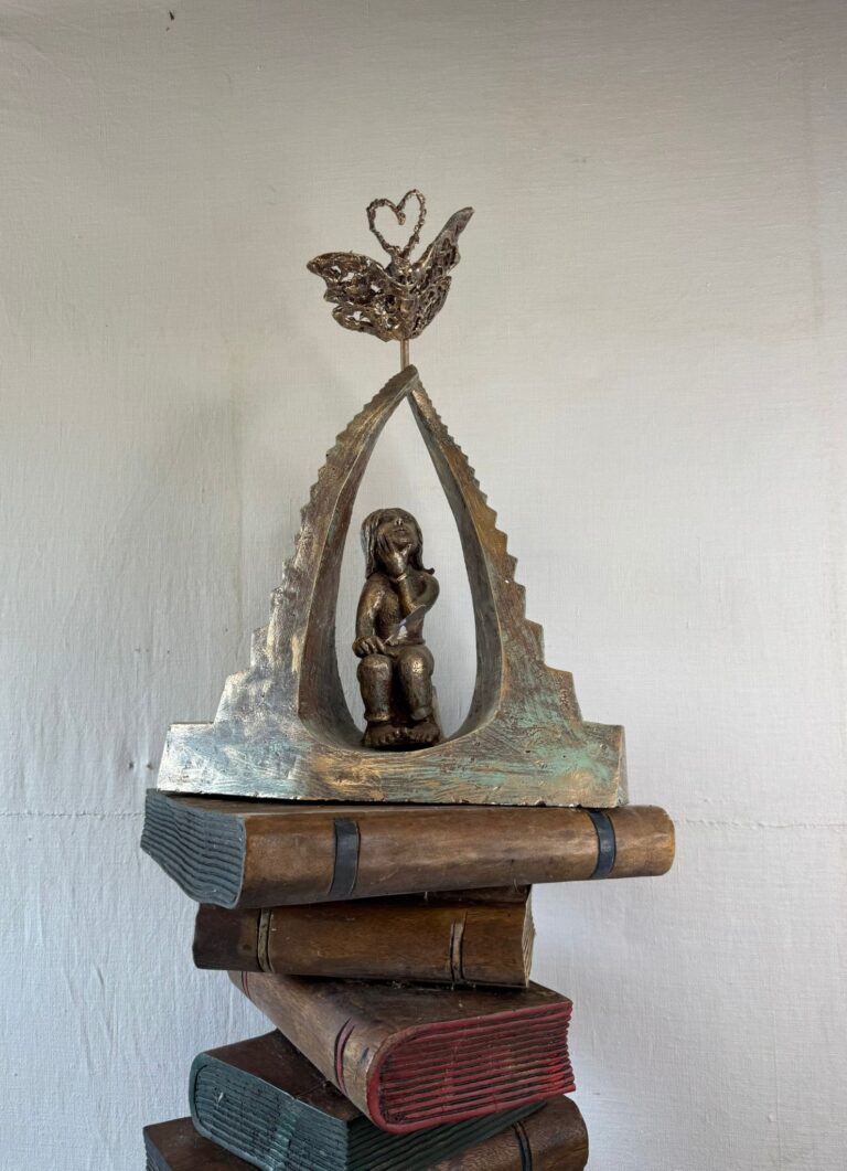 Bronze L'Escalier ou L'Homme à la Tête de Papillon