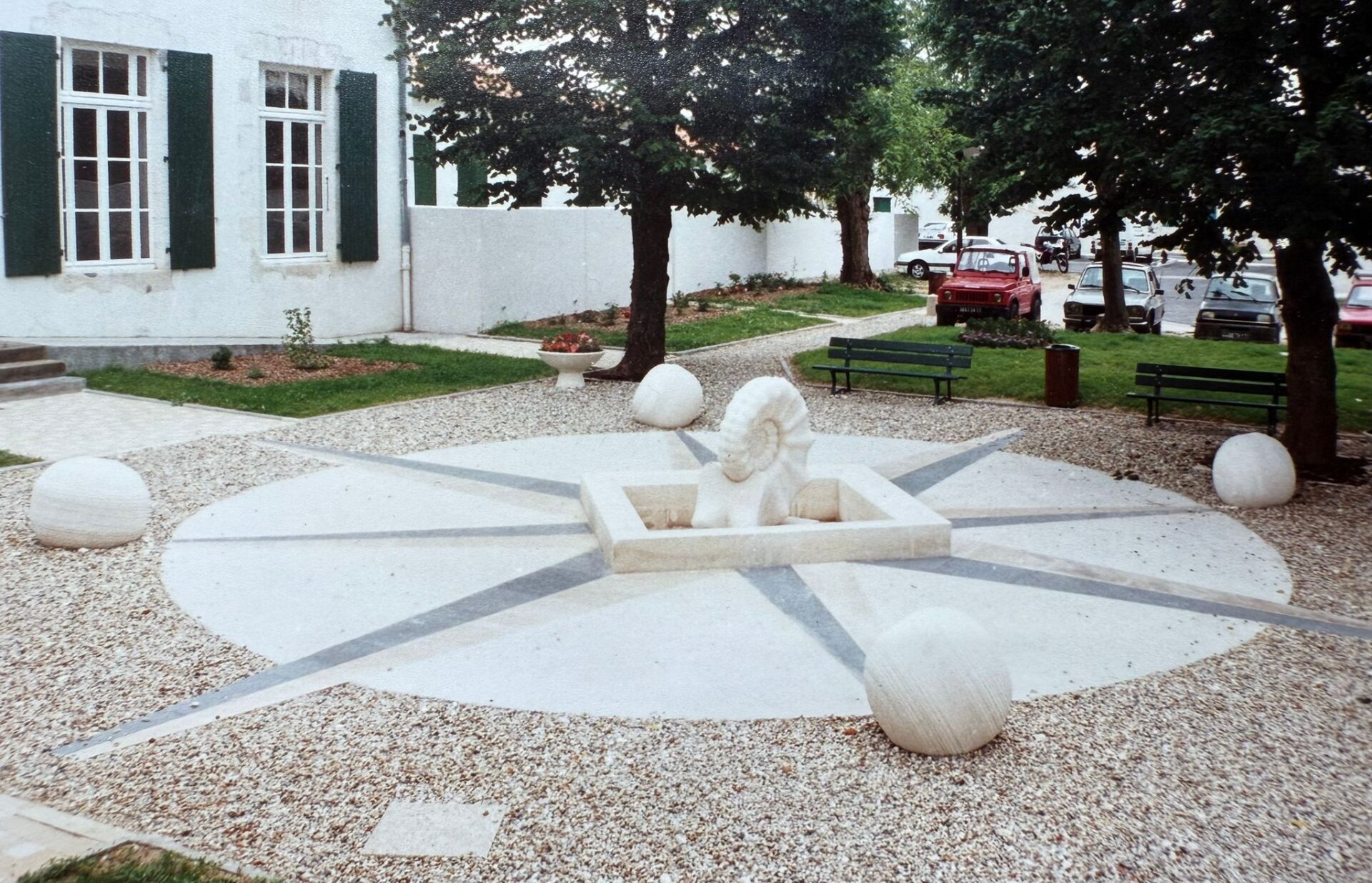 Oeuvre publique Ammonite Céleste 24